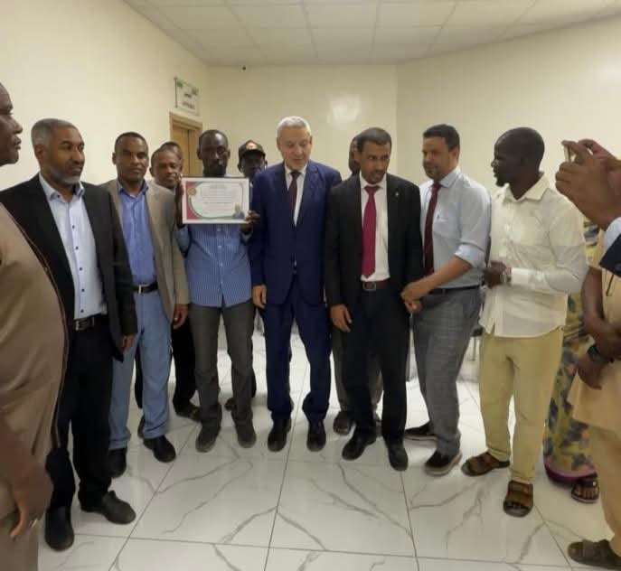 الحسن 