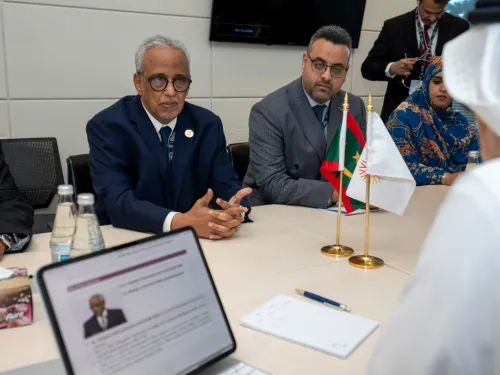 وزير الاقتصاد يبحث مع الرئيس التنفيذي للمؤسسة الدولية الإسلامية لتمويل التجارة التحضير لمنتدى ترقية القطاع الخاص