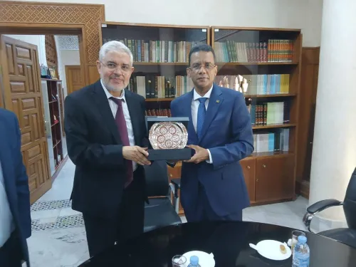 وزير الشؤون الإسلامية يزور معهد محمد السادس لتكوين الأئمة وبعض المؤسسات ذات الص