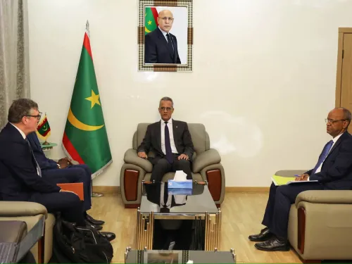 وزير الصيد يبحث مع ممثل البنك الدولي تعزيز التعاون