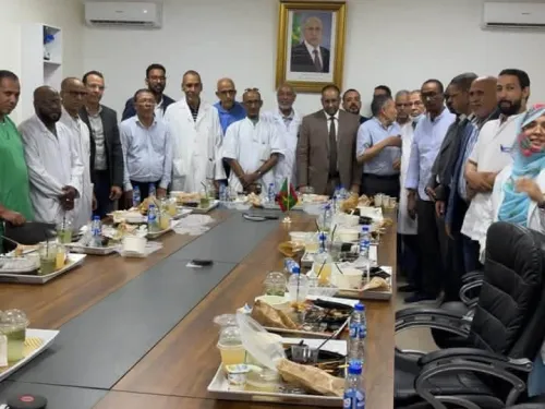 مركز الاستطباب الوطني يودّع الدكتور محمد ولد بوبكر في حفل تكريمي مهيب بمناسبة تقاعده
