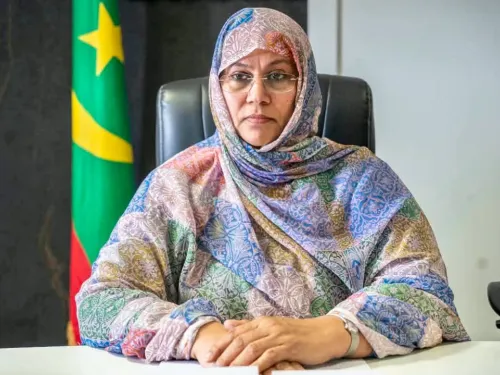 وزيرة الصحة تطلع على التحضيرات الحارية لإطلاق خدمات المراكز الصحية الجديدة