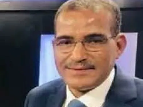 الوزيرة الناها بنت مكناس تتكفل بعلاج الصحفي المختار ولد محمد عالي